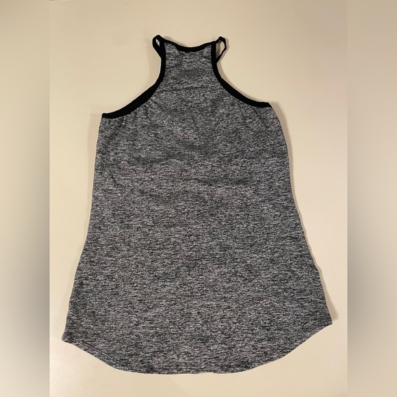 Workout Top - Picture 3 of 4